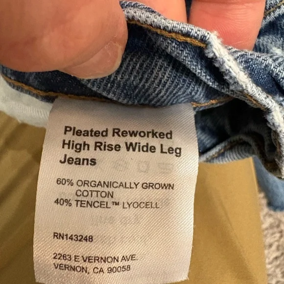 Reformation Pleated Reworked High Rise Wide Leg Jeans -27 - Picture 13 of 13